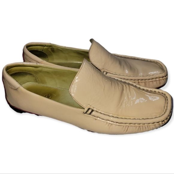 Cole Haan Cream & Red Patent Leather Loafers Size 7 1/2B - Picture 1 of 8